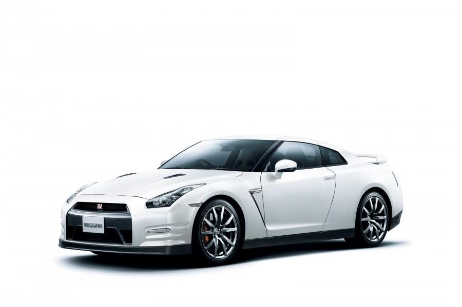  Nissan GT-R 2011 года  (фото 79 из 87)